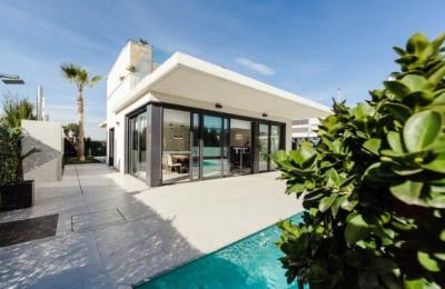 Rustomjee Evershine Global City